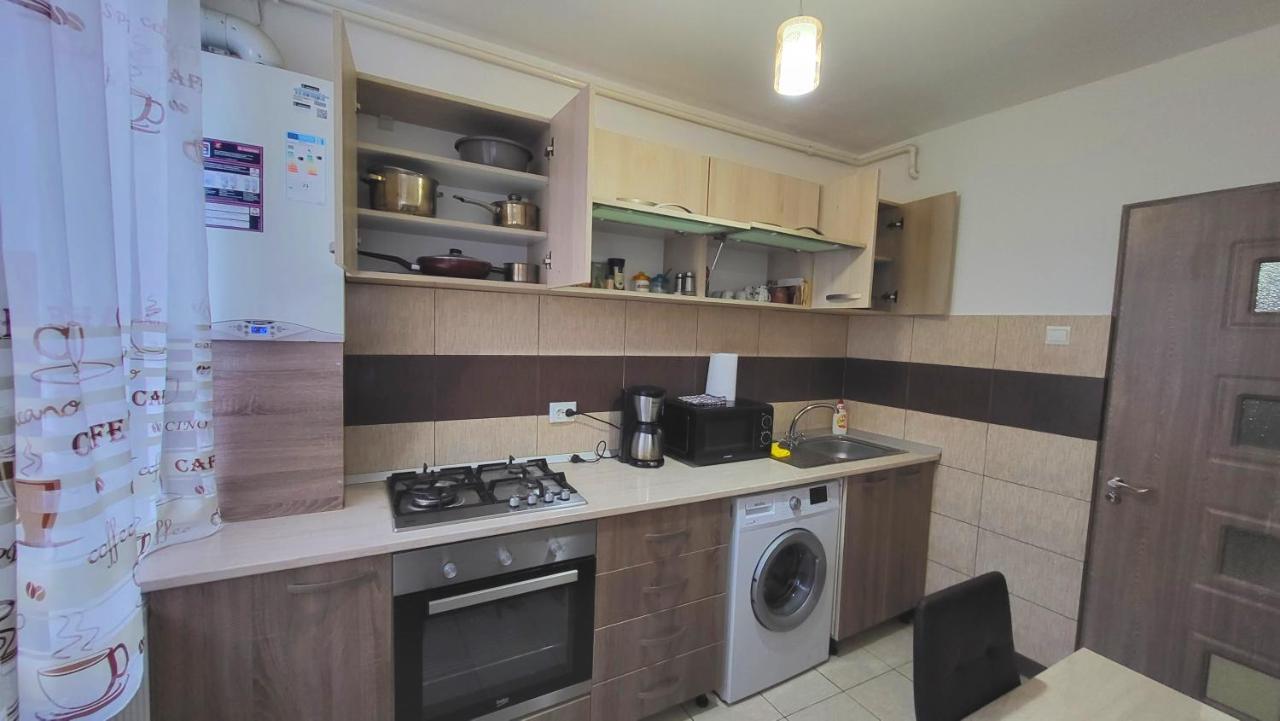 Apartament Navi Onesti Εξωτερικό φωτογραφία