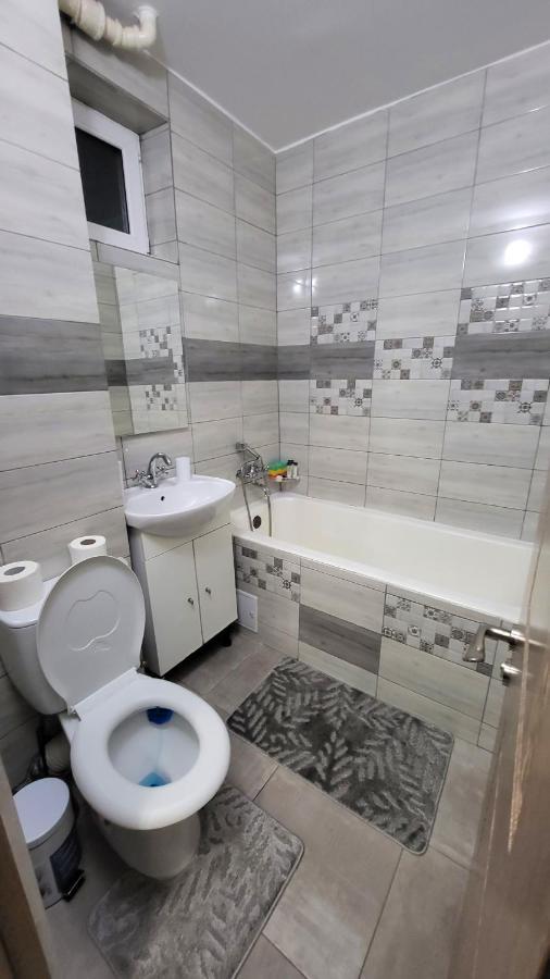 Apartament Navi Onesti Εξωτερικό φωτογραφία